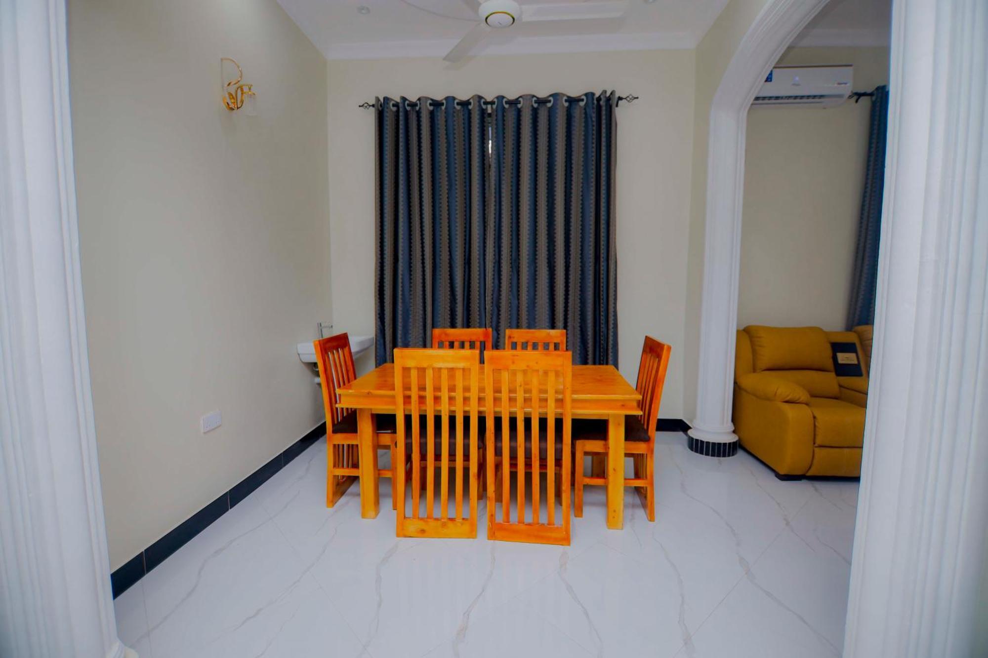 Vakantiehuis Zanzibar Home Residence *